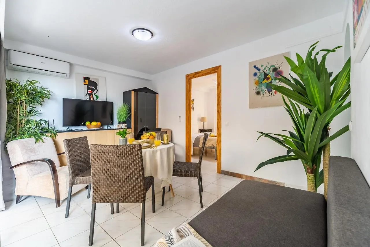 Fuengirola Beach Apartment 0*,  Spain