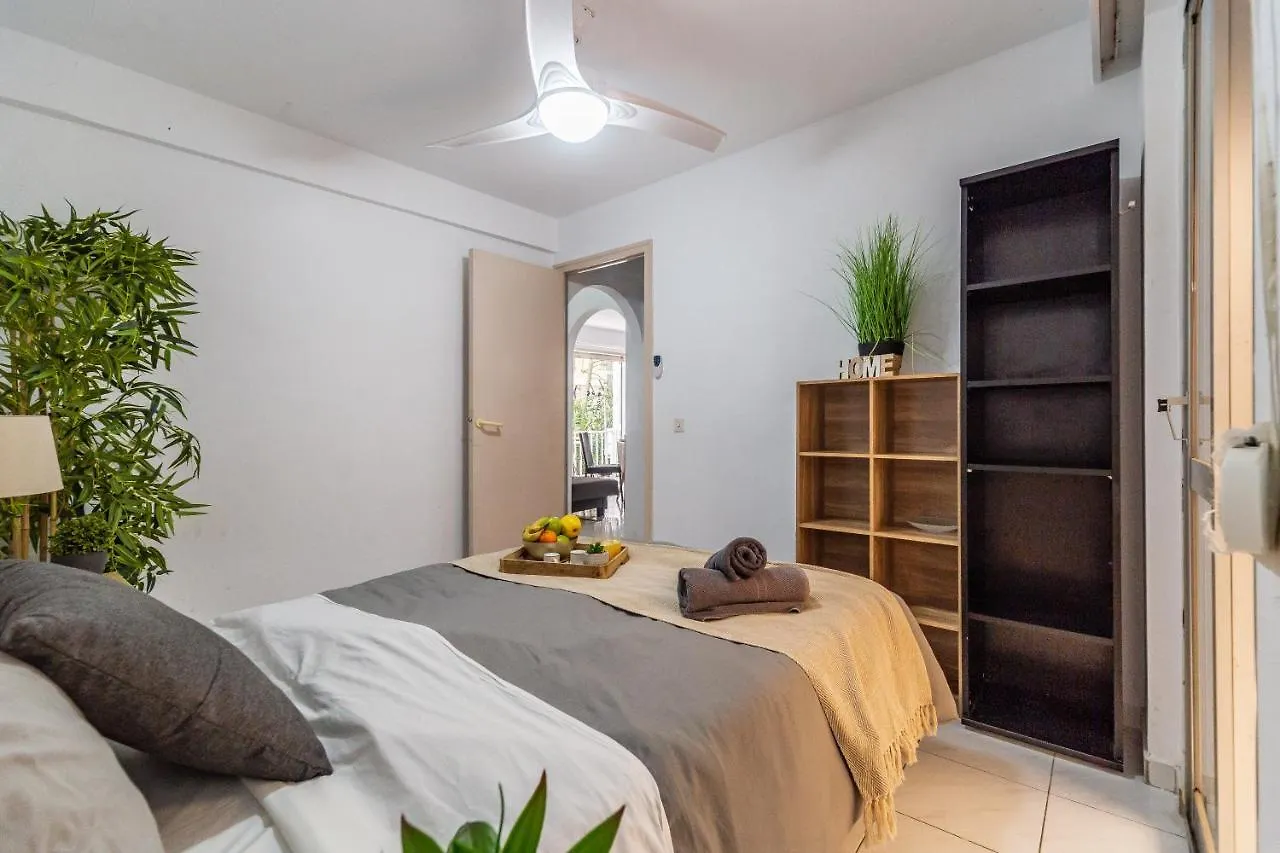 Fuengirola Beach Apartment 0*,